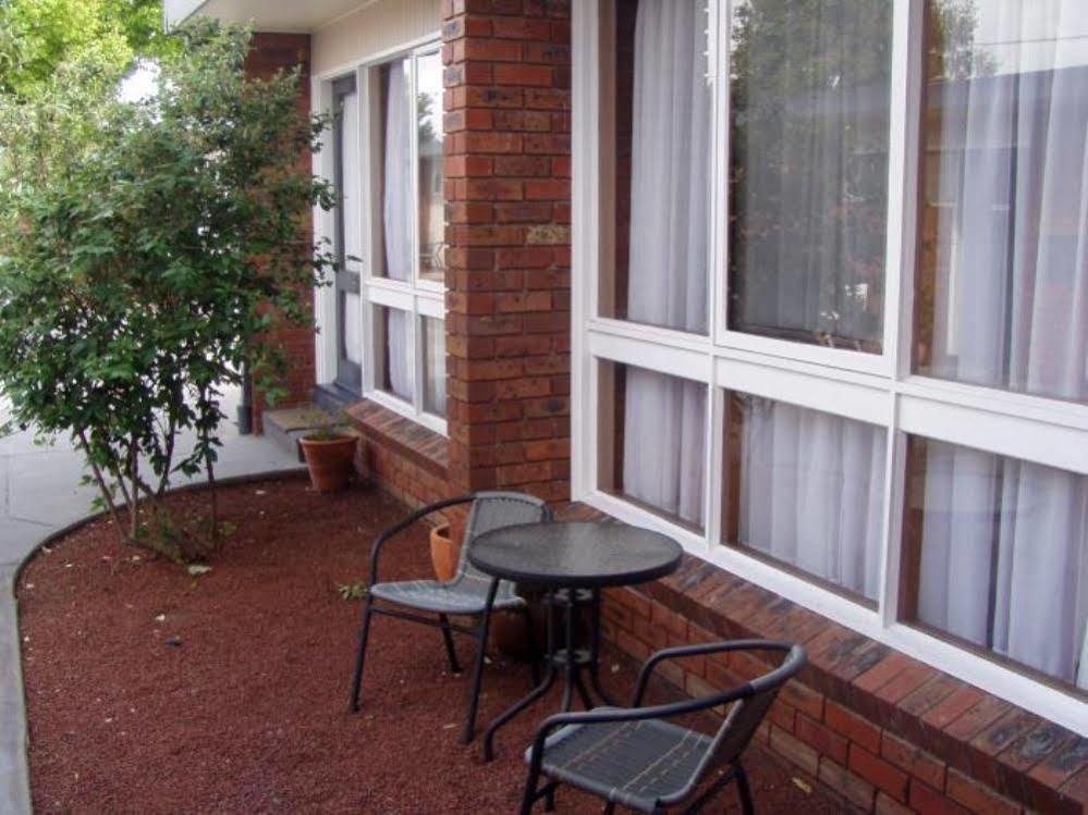 Kardinia Park Motel 절롱 외부 사진