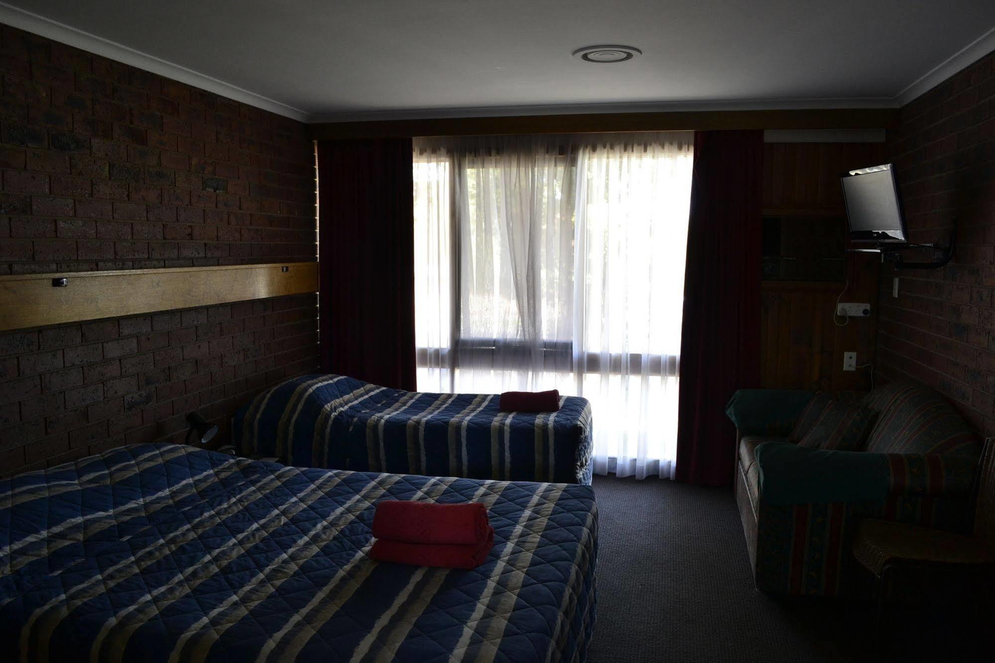 Kardinia Park Motel 절롱 외부 사진