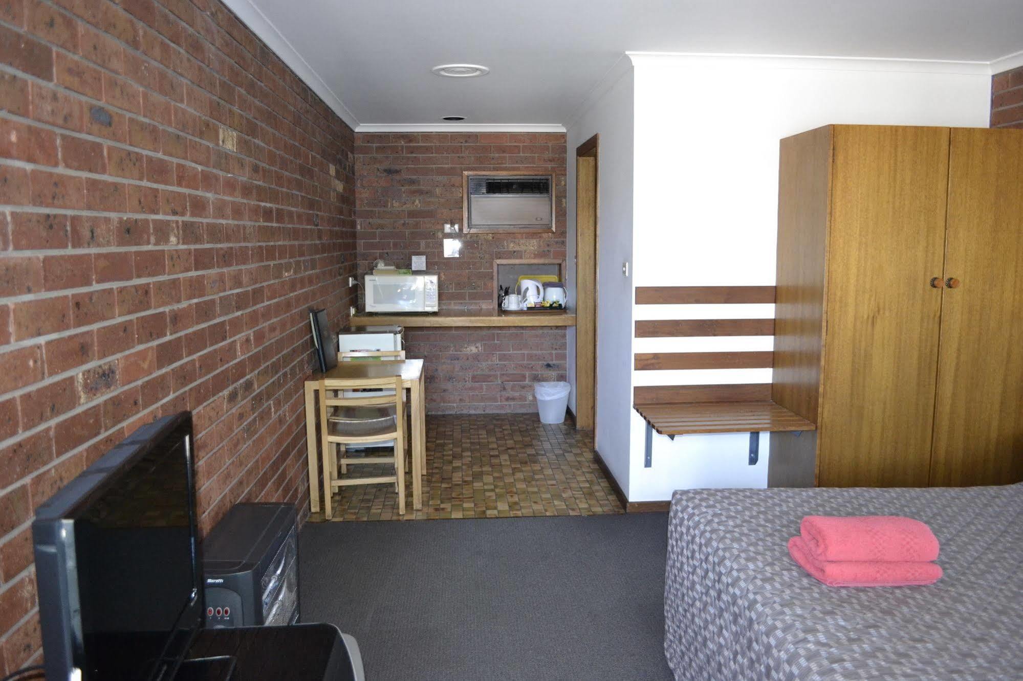 Kardinia Park Motel 절롱 외부 사진